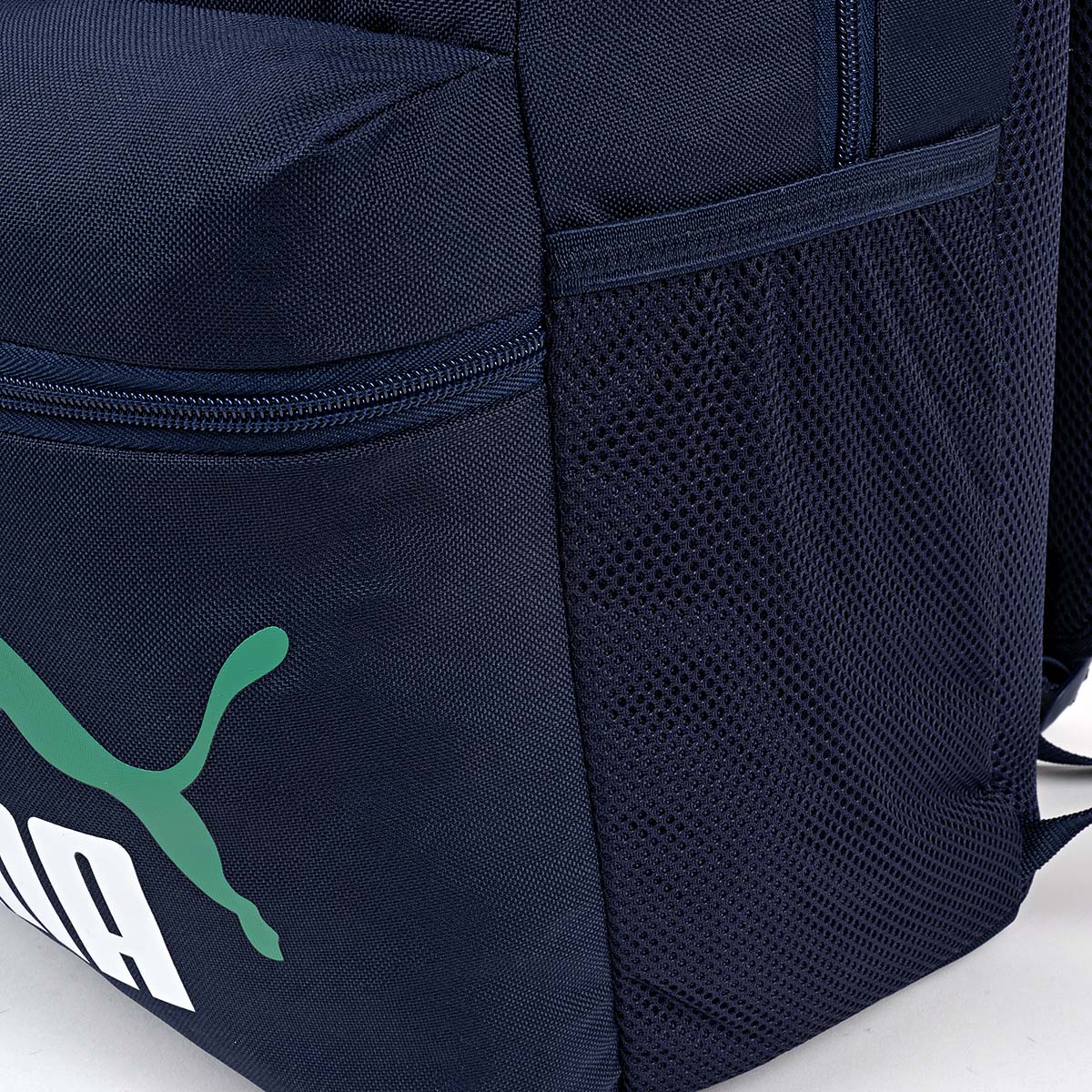 Mochila con lapicera Phase Backpack Set para Hombre marca Pumacod. 142796
