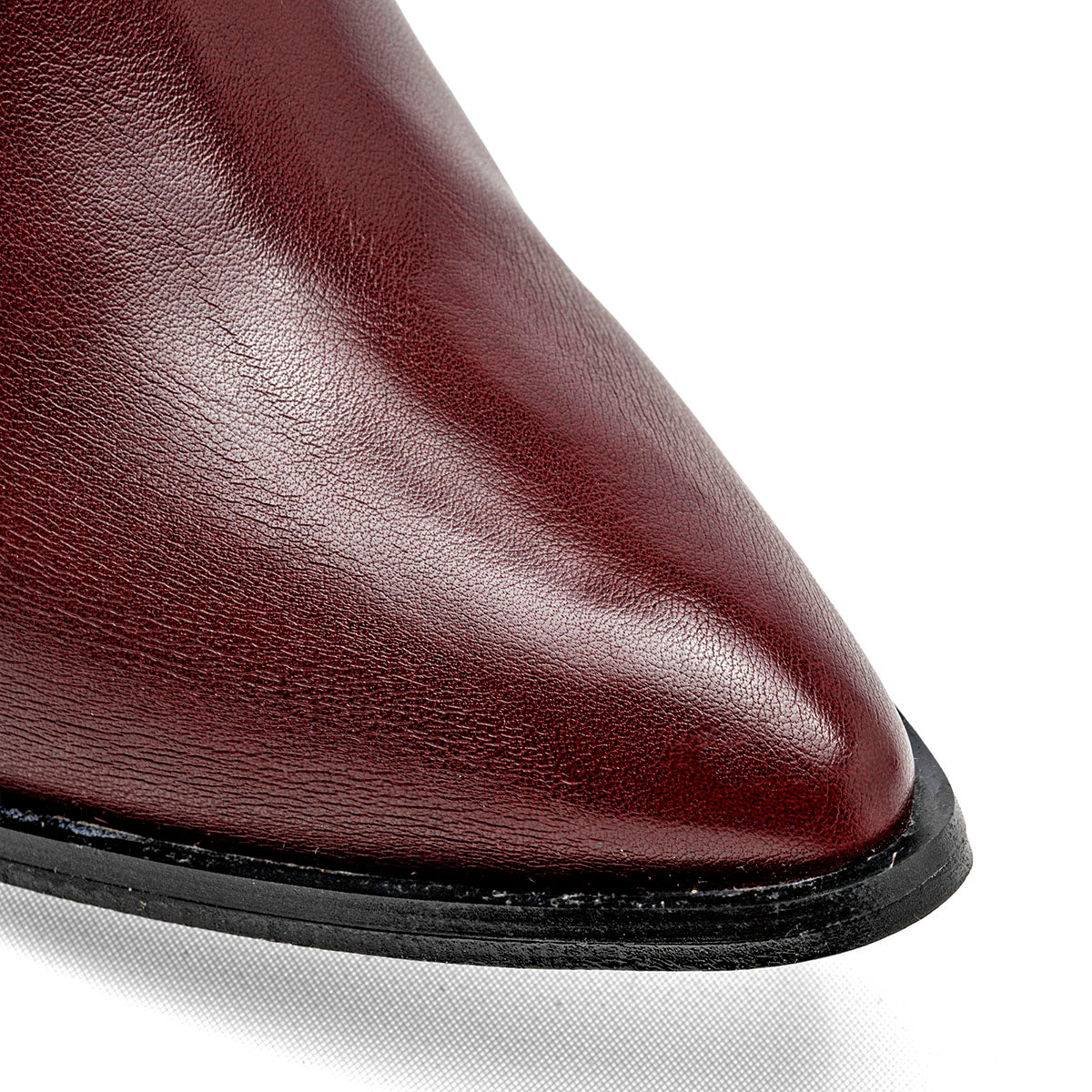 Bota Elegante para Mujer marca Mimar 721 Vino Tacon 8cm Tubo 36cm